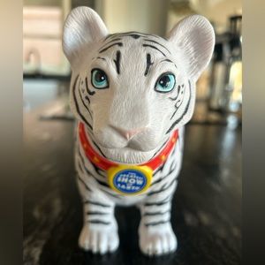 The Greatest Show On Earth White Tiger Souvenir Cup